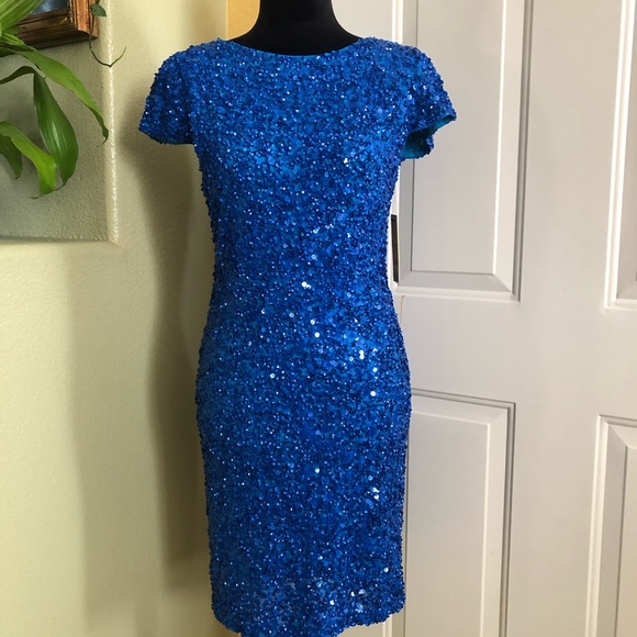 Alice + Olivia Dresses & Skirts - NWT Alice & Olivia Sequin Dress
